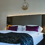 Black Eagle Apart-hotel 4*