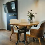 Aparthotel Black Eagle 4*