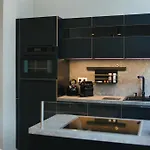 Black Eagle Aparthotel 4*