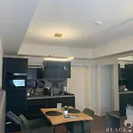 Black Eagle Aparthotel 4*