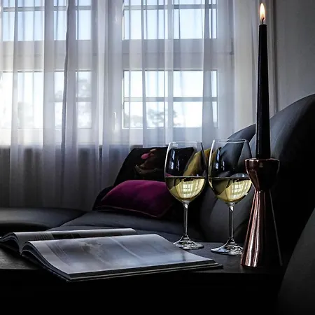 Aparthotel Black Eagle 4*