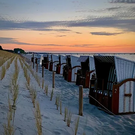 Apartahotel Black Eagle 4*