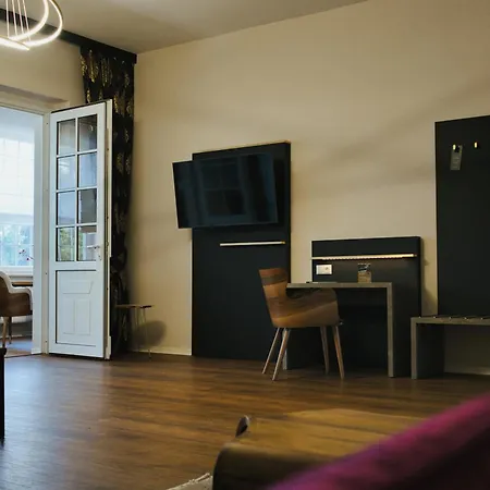 Aparthotel Black Eagle