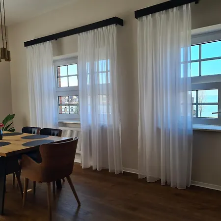 Black Eagle Aparthotel 4*