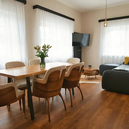 Aparthotel Black Eagle *