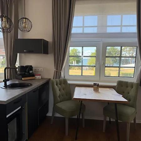 Apartahotel Black Eagle 4*