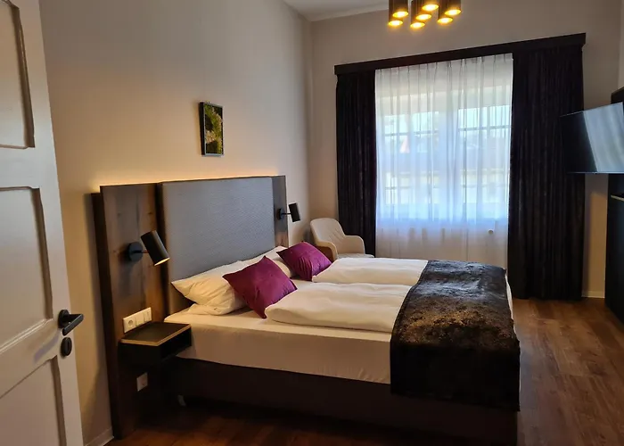 Black Eagle Aparthotel 4*